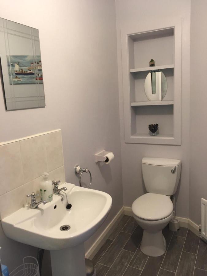 Causeway Street Holiday House Self Catering-Portrush Buitenkant foto