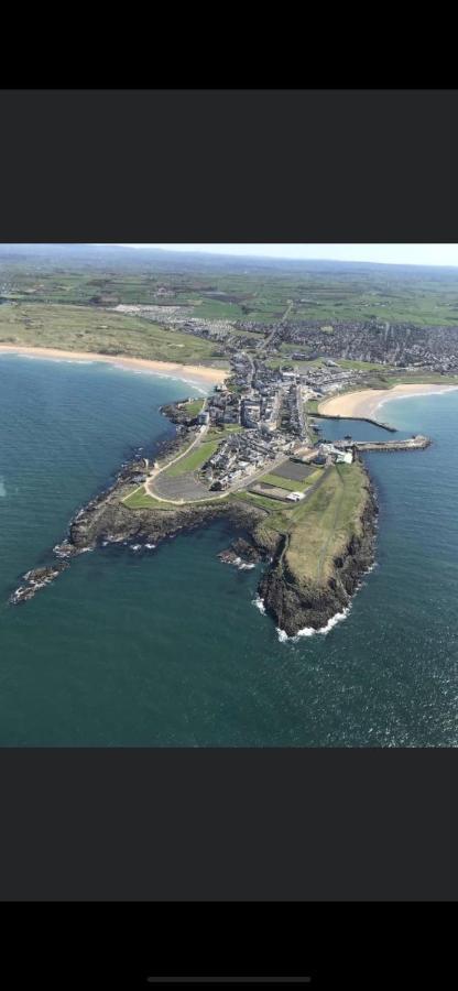 Causeway Street Holiday House Self Catering-Portrush Buitenkant foto