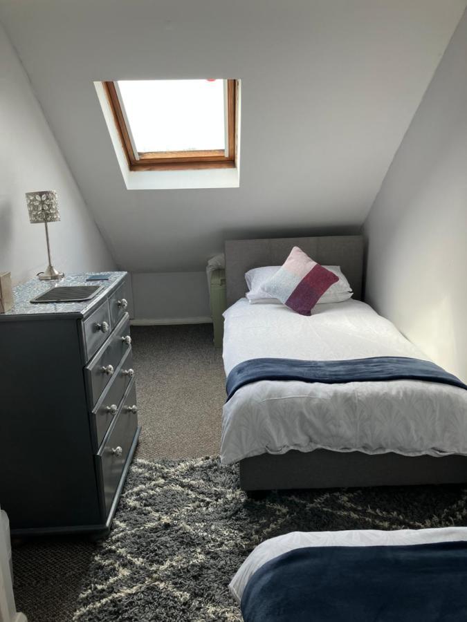 Causeway Street Holiday House Self Catering-Portrush Buitenkant foto